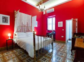 Monreal Boutique Townhouse - R024RM4, B&B in Paola