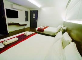 Hotel Fina, hotel v destinaci Baranghauon