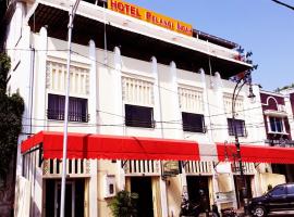 Hotel Pelangi Indah, hotel perto de Estação Ferroviária de Semarang Tawang, Semarang