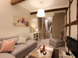 Le cosy 40 - maison typique au centre de Malmedy, khách sạn ở Malmedy