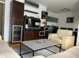Apartment Host