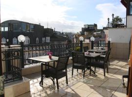 Grand Peninsula Hotel