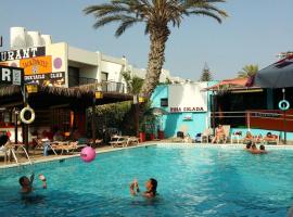 Kkaras Hotel 3 Star, hotell i Ayia Napa