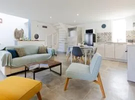 Gîte Famille climatisé 4-5 PAX, piscine de la Maison Bleue du Gers