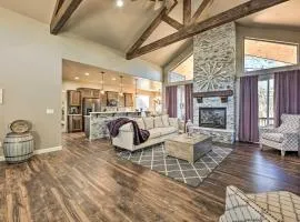 Hot Tub & Ponderosa Views! Luxe Cabin in Lakeside
