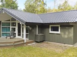 6 person holiday home in Frederiksv rk