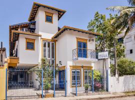 Pousada da Tina, hotel near Ubatuba Airport - UBT, 