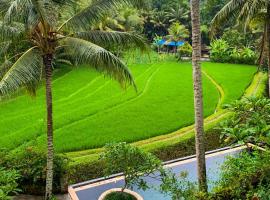 Umasari Rice Terrace Villa, hotel perto de Taman Ayun Temple, Tabanan