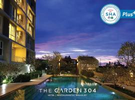 The Garden 304, hotel en Si Maha Phot