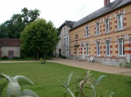 Gîte Chabris, 5 pièces, 11 personnes - FR-1-591-18, cottage à Chabris