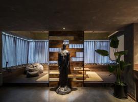 Bodhisattva Guest House, hotel in Chengdu