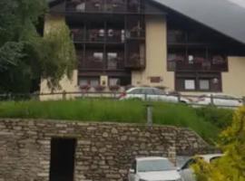 Residence Hotel 4s Montagna โรงแรมในโกโกโล