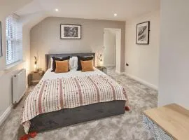 Host & Stay - Uggleby House