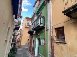 B&B Casetta Verde FELICE, hotel i Scilla