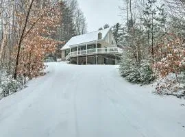 Family Ski Getaway with Hot Tub, Near Cranmore!