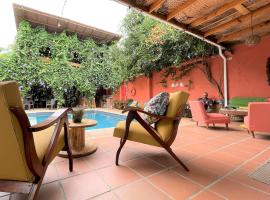 Hotel Casa de Verano - Solo adultos -, albergue en Santa Fe de Antioquia