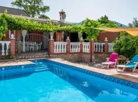 Stunning Home In Padul With 2 Bedrooms, Wifi And Outdoor Swimming Pool