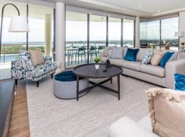 The Waterford Prestige Apartments, hotel with jacuzzis in Caloundra