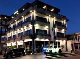 Empire Apartments Su 1 Celinastraat โรงแรมในปารามารีโบ