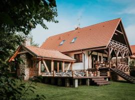 Gustaw-Mazury - Całoroczny dom nad jeziorem Kalwa, alquiler vacacional en Pasym