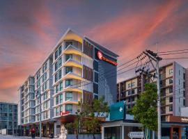 Travelodge Phuket Town: Phuket Town şehrinde bir otel