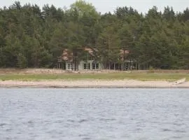 Villa Dirhami