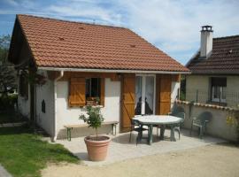 Gîte Sivry-la-Perche, 2 pièces, 2 personnes - FR-1-585-20, cheap hotel in Sivry-la-Perche