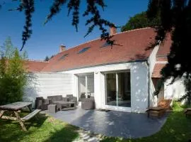 Gîte Val de Loire avec piscine chauffée, tennis, WIFI, BBQ - FR-1-590-125