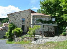 Gîte Langeac, 3 pièces, 4 personnes - FR-1-582-124, holiday rental in Langeac