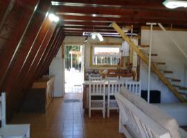 Casa chalet Alpino Paraíso solo familiar, hotel em Mar del Plata