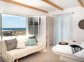 Molos Suites