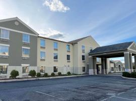 Wingate by Wyndham Clearfield: Clearfield şehrinde bir otel