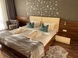 Velence Sunset Wellness Apartman