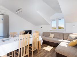Holiday Home Lydia: Slatine şehrinde bir otel