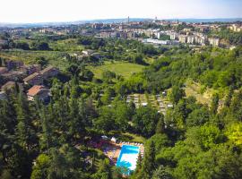 Camping Siena Colleverde, hotel a Siena