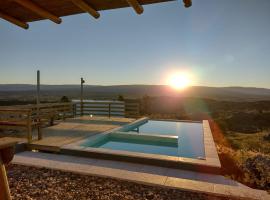 Complejo Épica, hotel in Villa Ciudad de America