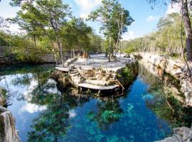 Hotel Casa Tortuga Tulum - Cenotes Park Inclusive, hotel em Tulum