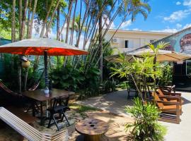 Tombo Beach Hostel & Pousada, hotel blizu znamenitosti Island and Lighthouse of Moela, Guarujá