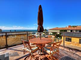 Villa Teatro, holiday rental in Laguna Beach