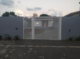 Trentino 66 - Hospedagem em Ijuí, casa agradável com estacionamento, hotel v destinaci Ijuí