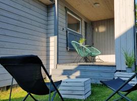 Bungalow Mila Morska, hotel a Junoszyno