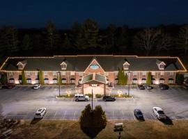Mountain Inn & Suites Flat Rock, hotel v destinaci Flat Rock