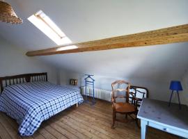 Le Clos de la Borde, Chambre bleue, vacation rental in Arches