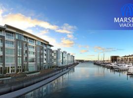Marsden Viaduct Hotel, self-catering accommodation in Auckland