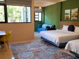 910 Hostel 城南館-自助入住, khách sạn ở Yuli