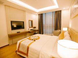 Songlam Waterfront Hotel - 藍江酒店, hotel com piscina em Ha Tinh