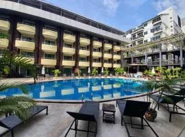Baron Beach Hotel