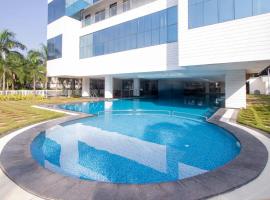 StayVista at Starry Deck with Pvt Pool & Terrace Access, cabaña o casa de campo en Chennai