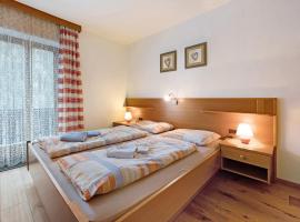 Heiserhof App Holunder, hotel with parking in Val di Mezzo