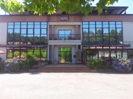 Hotel Baccus, hotel Carballinóban